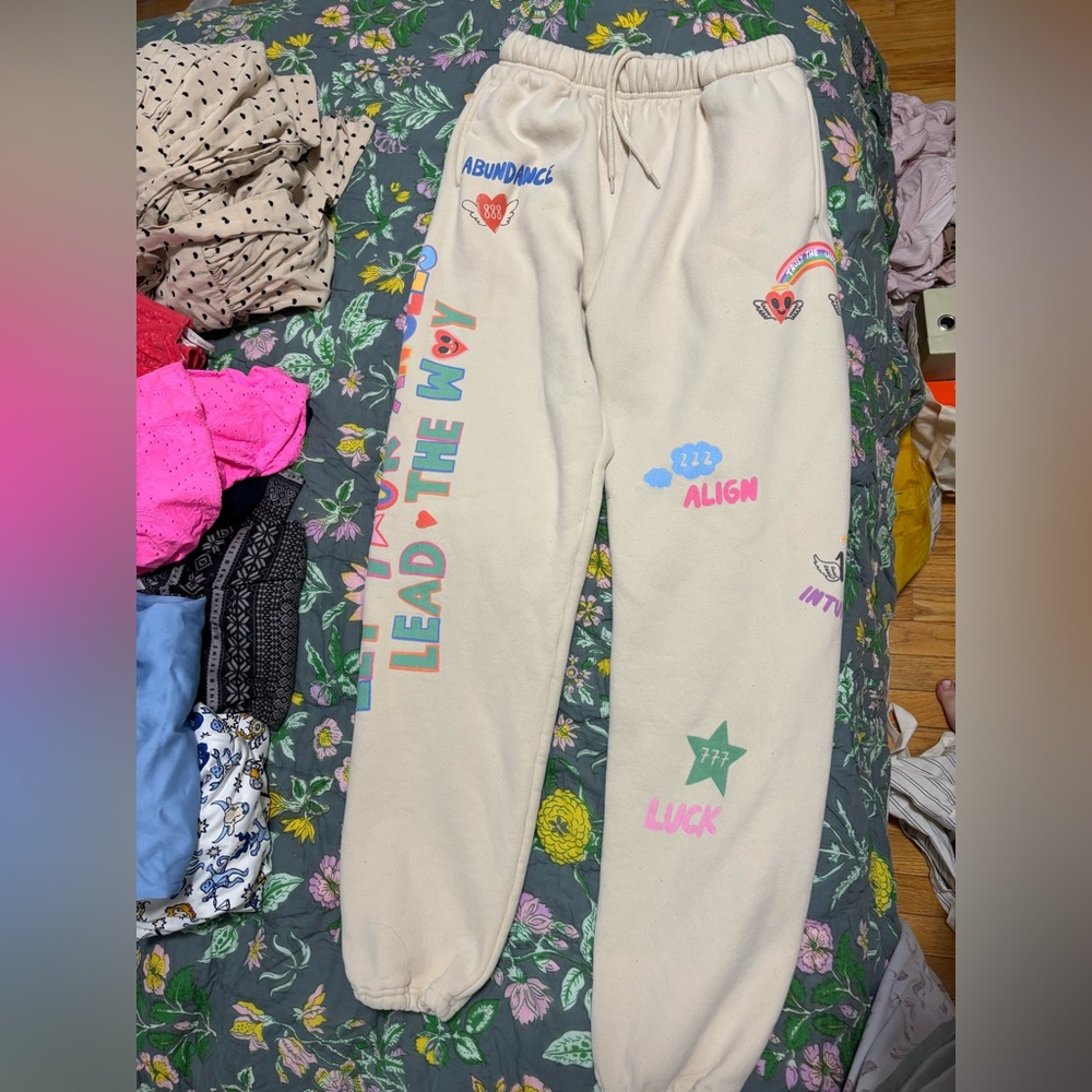 Cream Graphic Sweatpants